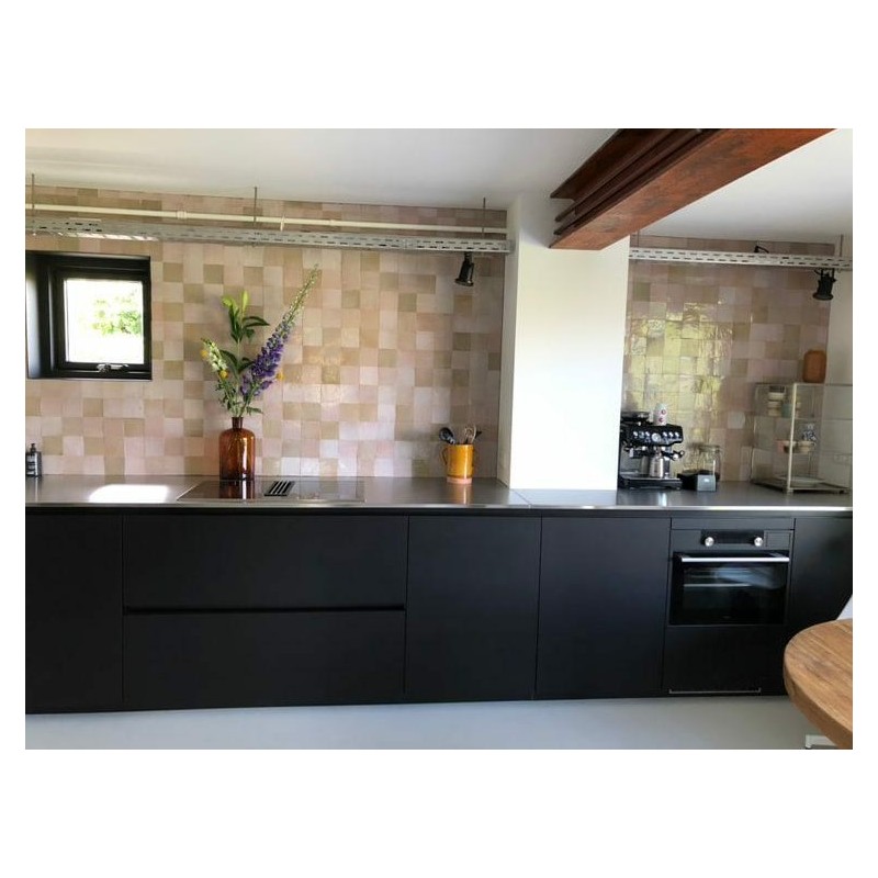 Różowo-szare Płytki Zellige - Gris Rose - kuchnia