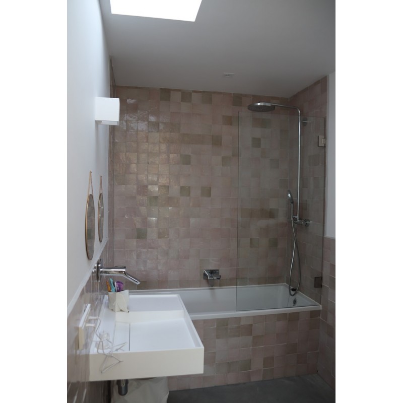 Różowo-szare Płytki Zellige - Gris Rose - łazienka