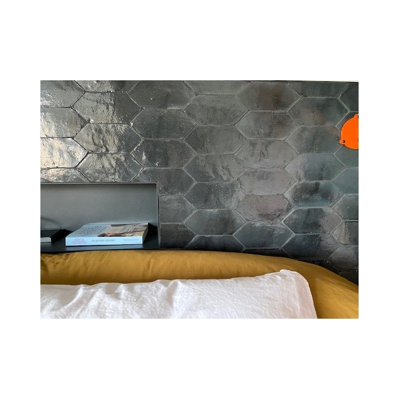 Marokańskie Płytki Platta Charcoal Art Deco - sypialnia