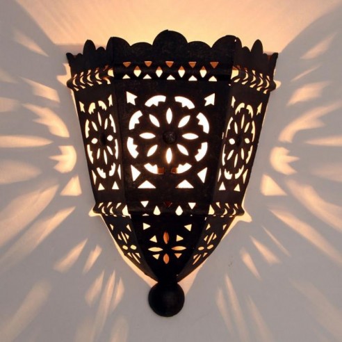 Orientalna lampa ścienna, żelazna EWL10