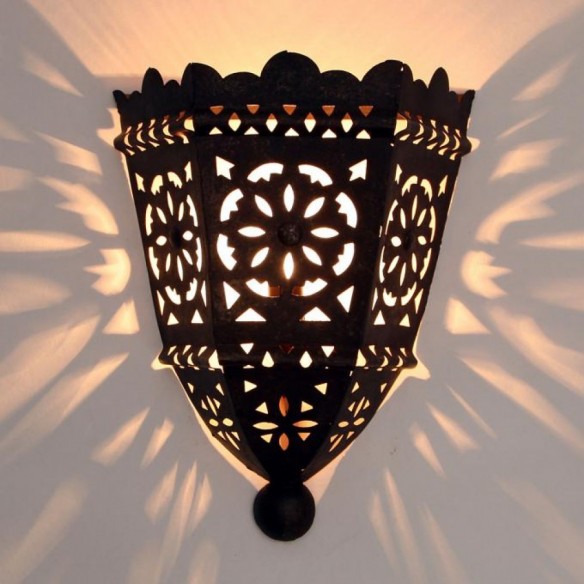 Orientalna lampa ścienna, żelazna EWL10