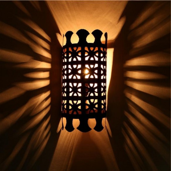 Orientalna żelazna lampa ścienna EWL37