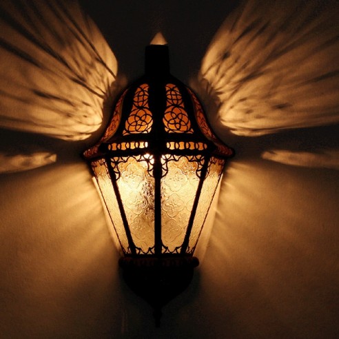 Orientalna lampa ścienna BELUTI biała