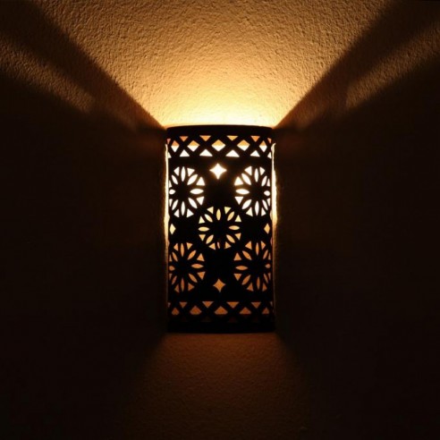 Orientalna żelazna lampa ścienna EWL08